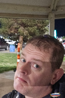 Sitting at the park after a night walk. Hour earlier I had a creamy creampie from Annas pussy after her fan fuck. That will be next selfie.